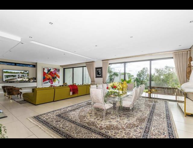 5 BEDROOM HOUSE FOR SALE IN DUXBERRY